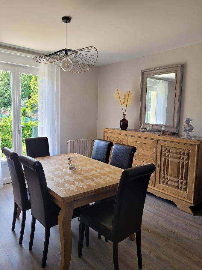 Location de vacances pour 6 personnes, avec vue et jardin à Mosles - 4