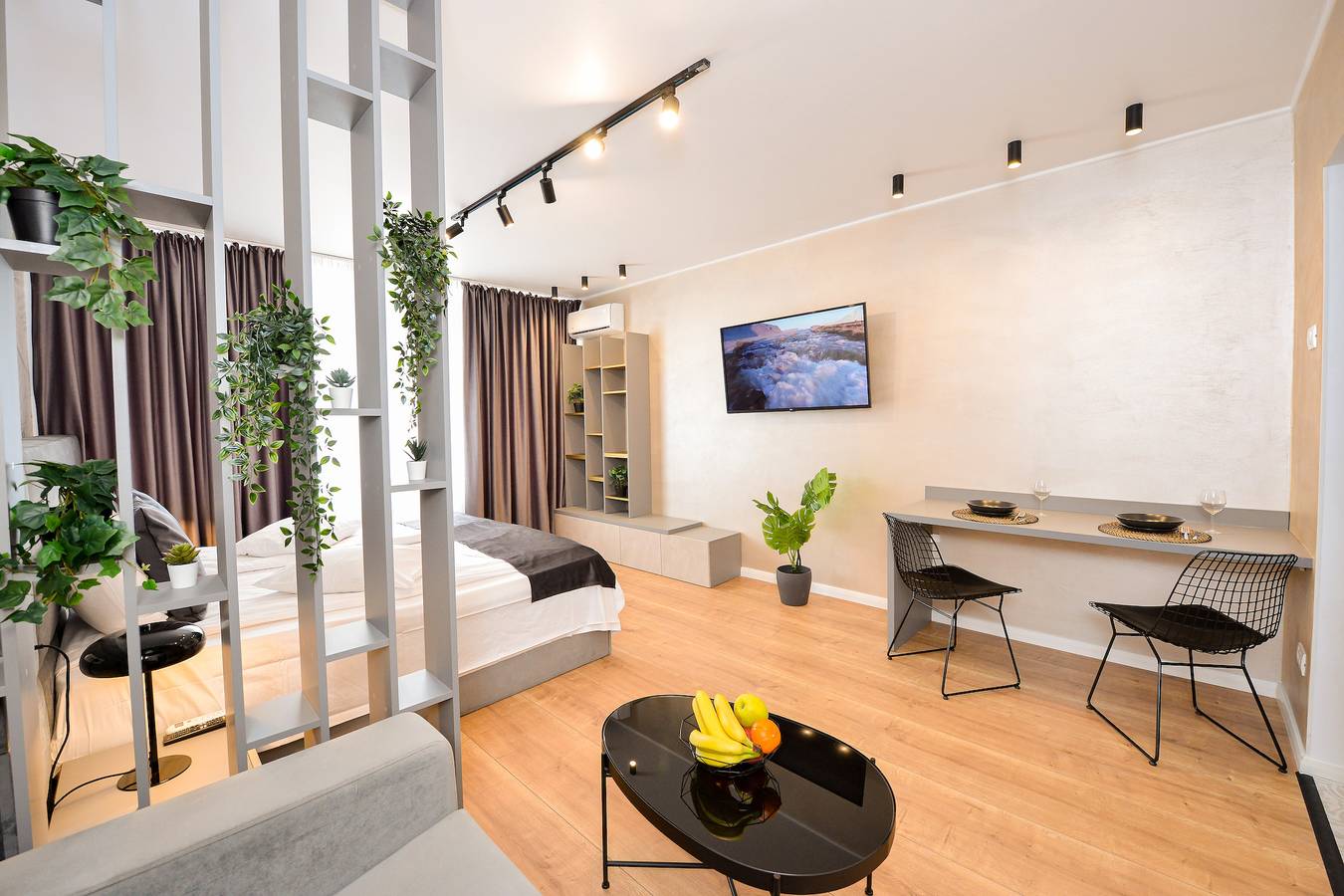 Ganzes Studio, Park Studio Cismigiu Gardens - Ruhiges Zimmer - Smart-Tv in Bukarest, Walachia