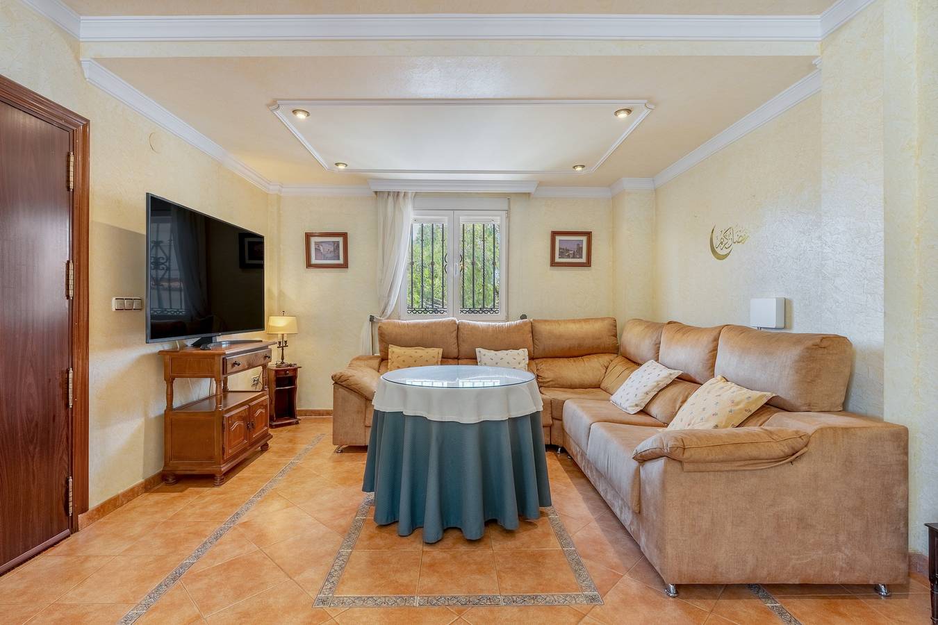 Villa 'Miriam' con vistas a la montaña, piscina privada y Wi-Fi in El Puntal (Granada), El Padul