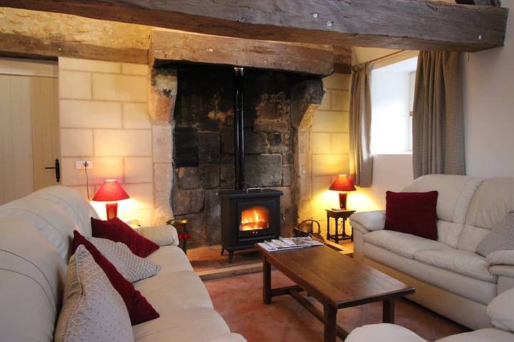 Location de vacances pour 8 personnes, avec terrasse et jardin à Écueillé