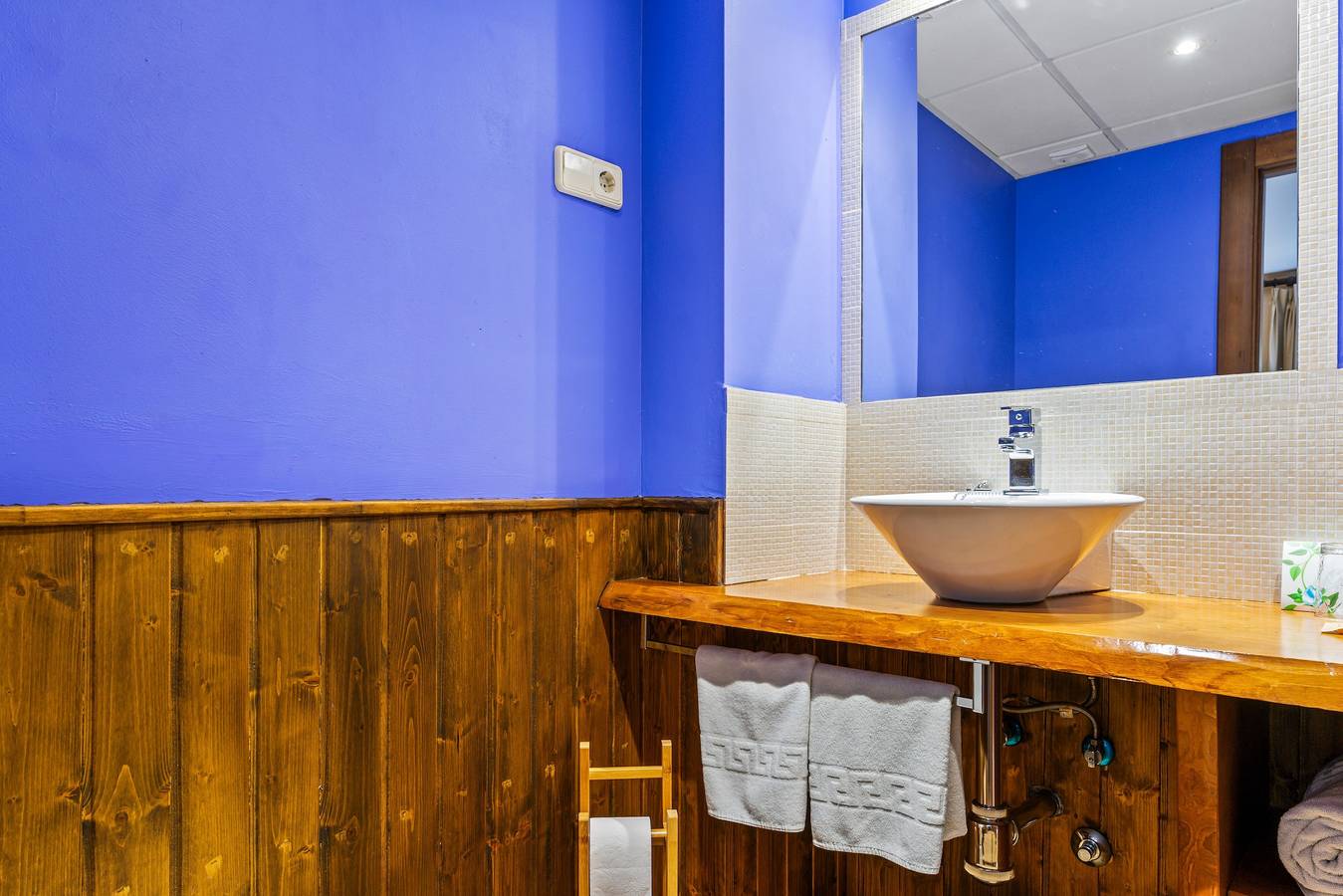 Landhaus 'El Acebo' mit Gemeinschaftspool, Gemeinschaftsgarten und Wi-Fi in Gamonedo, Cangas de Onís