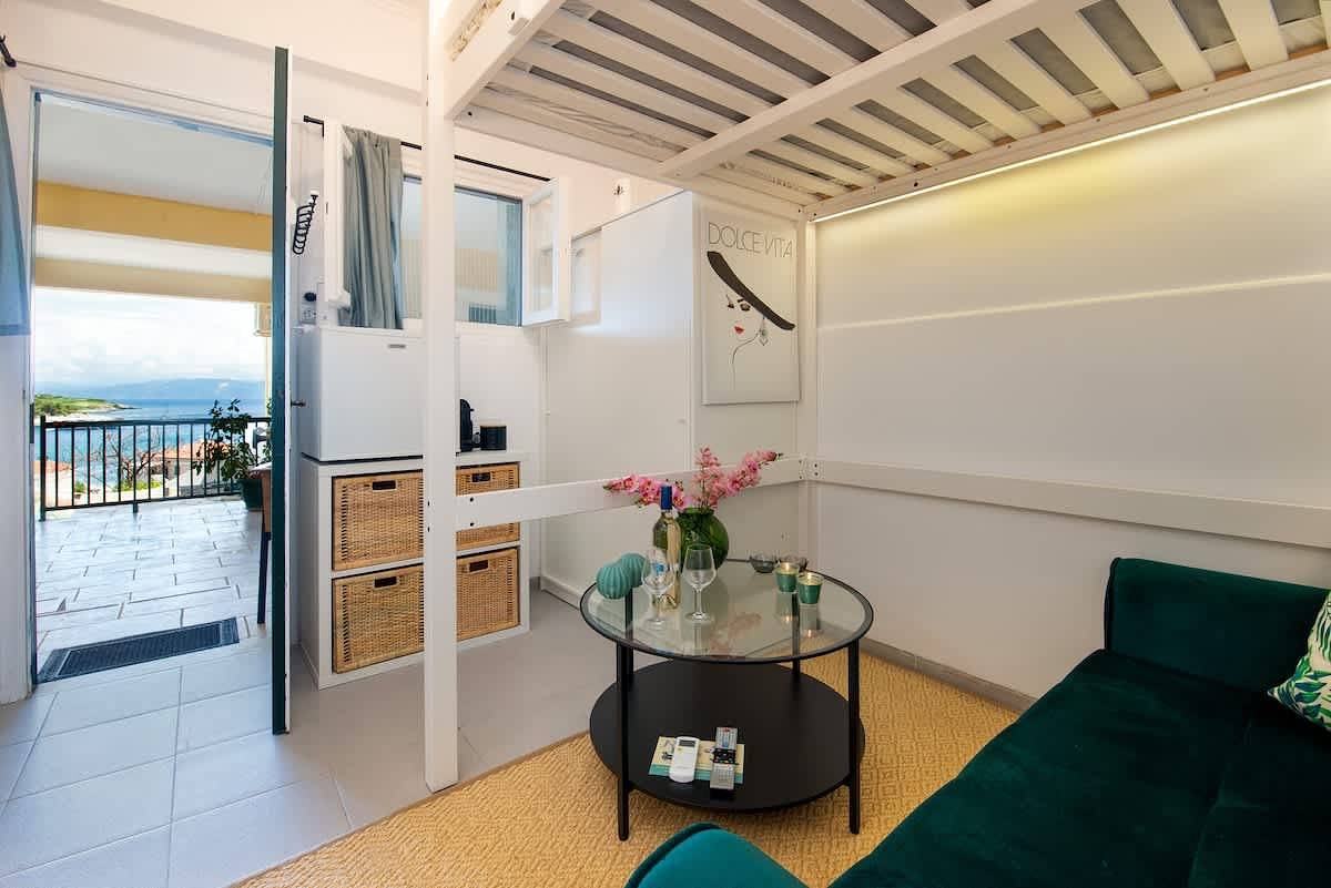 Ganze Wohnung, Fenia's Nest - Charming Sea Escape in Gaios, Paxos in Gaios, Paxos