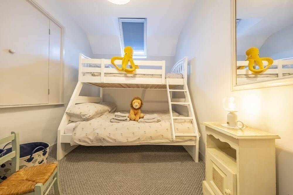 The Old School House - en markedsføring som sover 6 gjester i 3 soverom in Docking, Norfolk