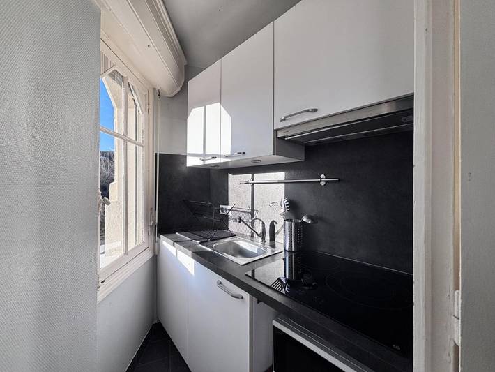 Gîte pour 2 personnes, avec balcon, animaux acceptés dans Thermes Henry Chatel Guyon - 3