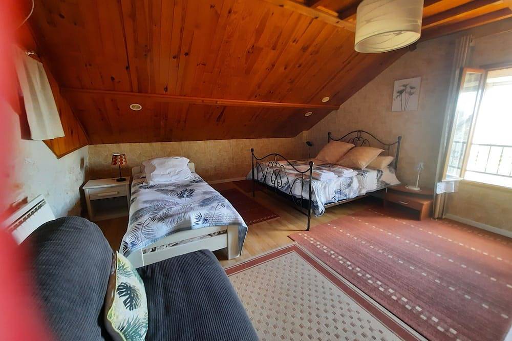 Maison de campagne alliant le rustique avec le confort moderne in Hautevesnes, Aisne