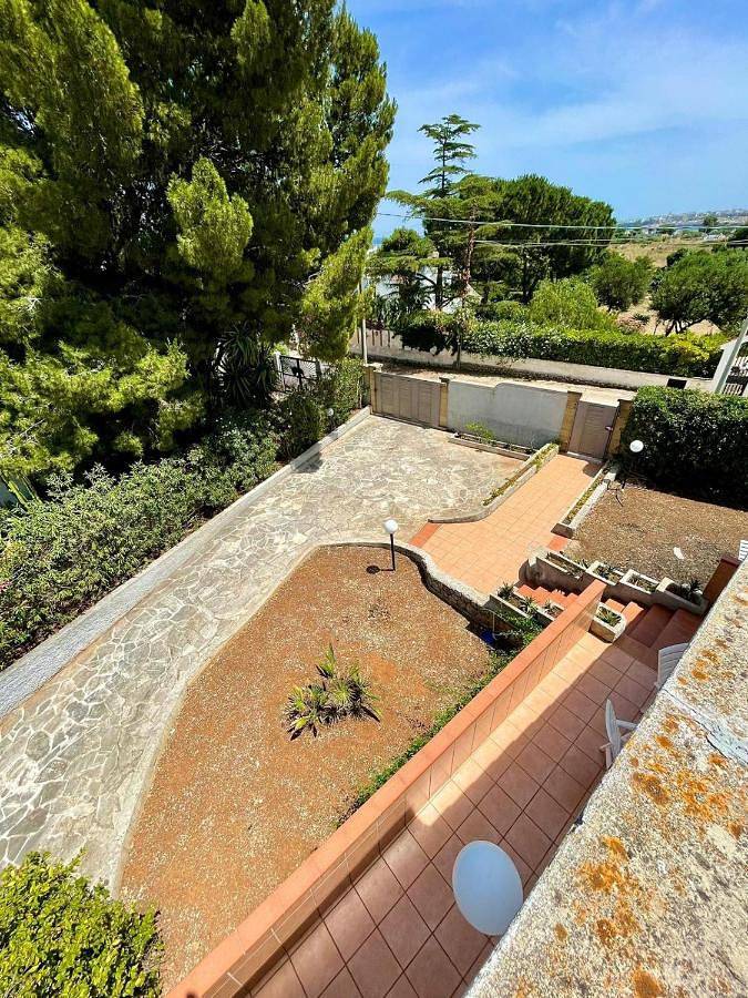 Villa pour 5 personnes, avec vue et jardin, adapté aux familles à Polignano a Mare - 4