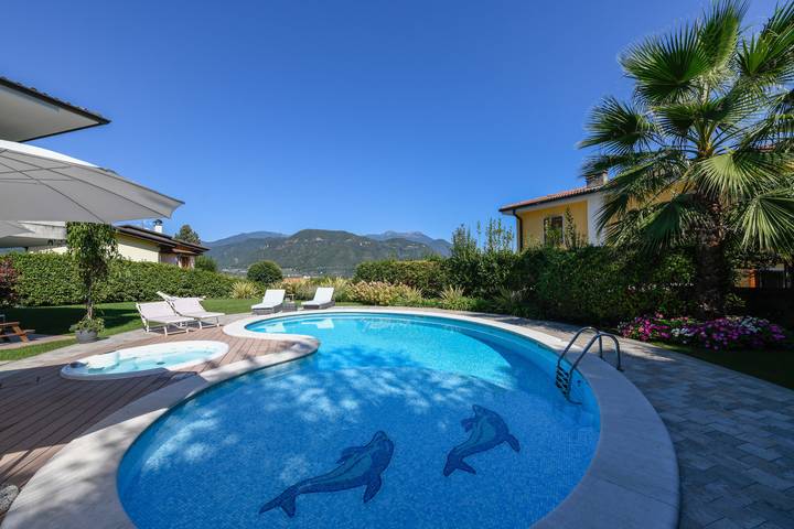 Villa für 10 Personen, mit Terrasse und Garten sowie Seeblick in Salò - 4