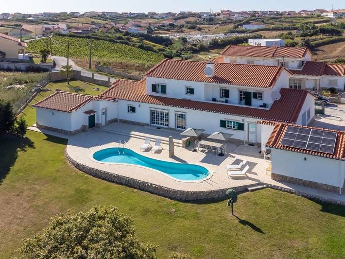 Ferienhaus für 12 Personen, mit Balkon und Terrasse sowie Garten und Ausblick