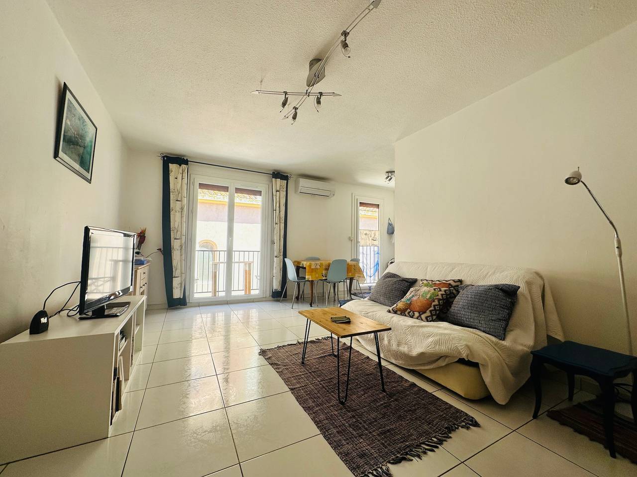 Ganze Wohnung, Port-Vendres - 3* T2 Wohnung mit Klimaanlage, Parkplatz, Hafenblick in La Côte Vermeille, Port-Vendres