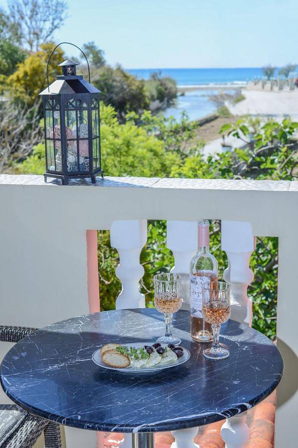 Appartement de vacances pour 3 personnes, avec vue ainsi que jardin et piscine