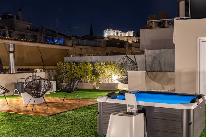 Appartement de vacances pour 8 personnes, avec Balcon ainsi que Jacuzzi et Terrasse