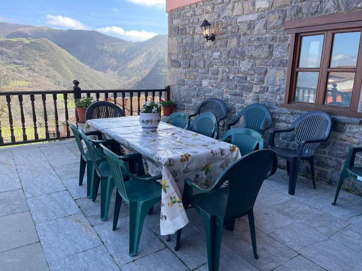 Casa rural para 10 personas, con vistas y balcón en Piloña - 4