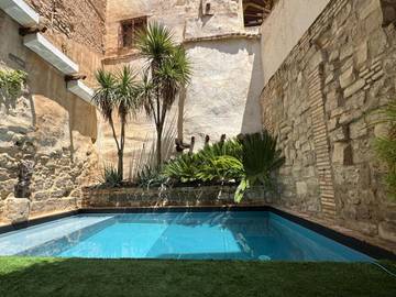 Gîte pour 2 personnes, avec piscine ainsi que jardin et vue à Tudela