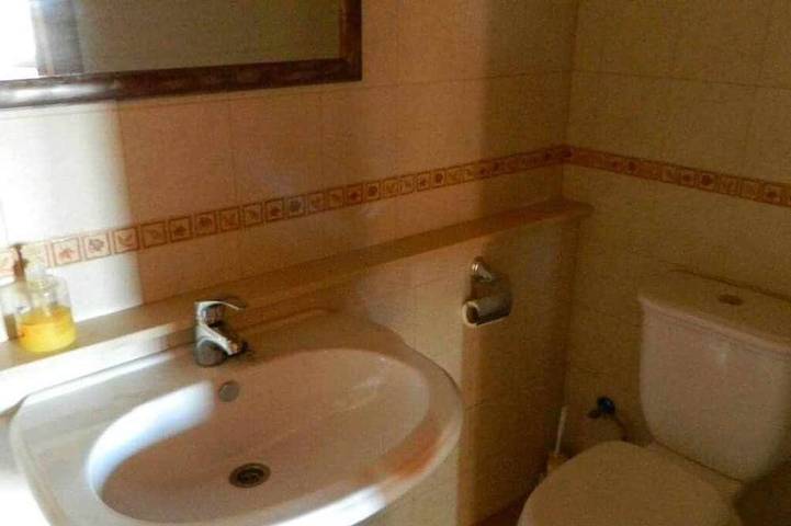 Ganze Wohnung, Natursteinhaus für 12 Personen mit Grundstück in Outes, Rías Baixas