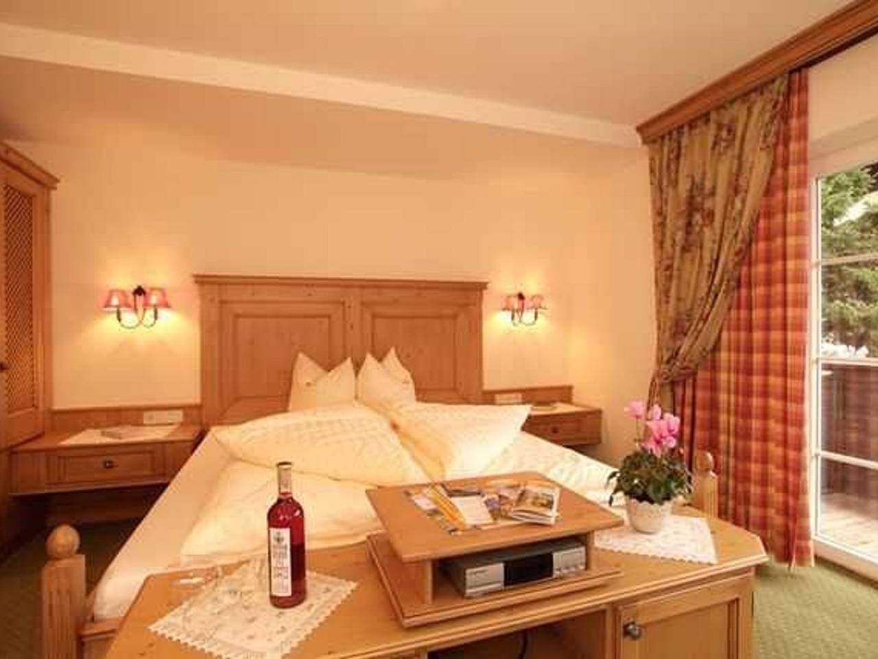 Ganze Wohnung, Tannheimer Schuh und Gästestad´l - Ferienwohnung/Haferlschuh in Tannheim (Tirol), Allgäuer Alpen (Österreich)