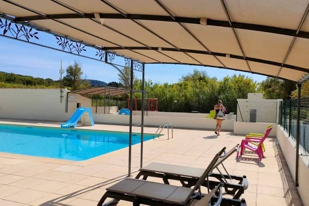 Camping 3 étoiles - Piscine - ccbaegd in Saint-Mitre-les-Remparts, Istres en omgeving