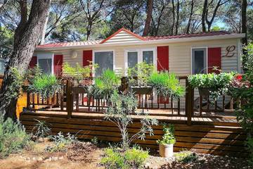 Mobil home pour 4 personnes à Castelnau-de-Guers