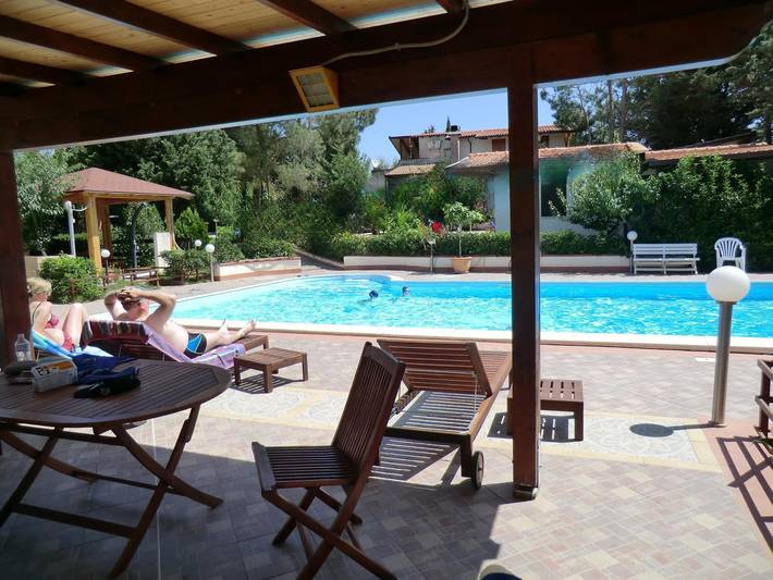 Casa vacanza per 10 persone, con terrazza e giardino nonché piscina a Partinico