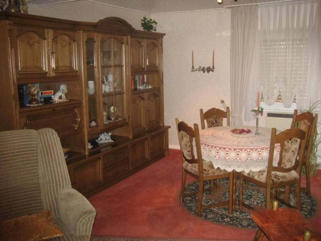 Ganze Wohnung, Große Ferienwohnung mit Balkon und Garten in Steinen (Westerwald), Westerwald