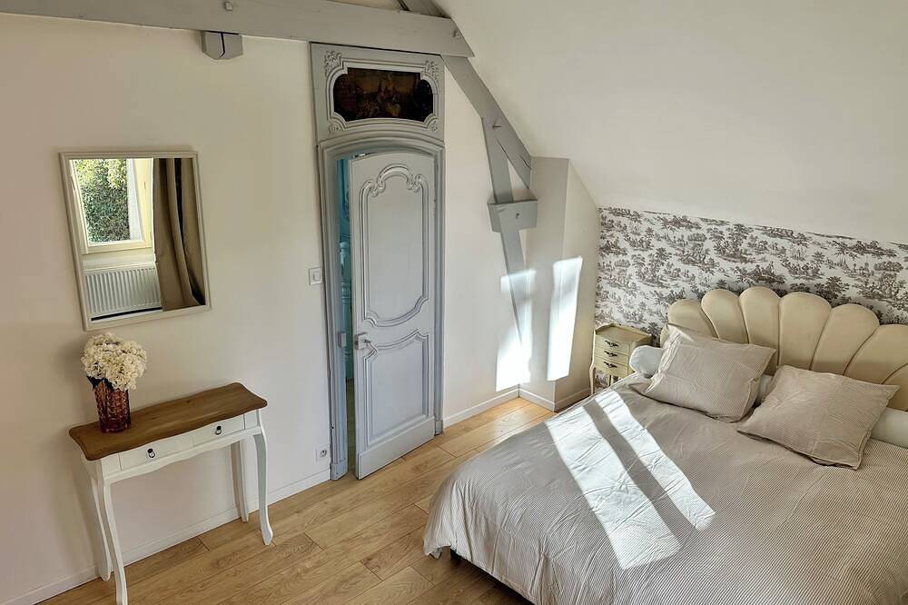 Villa Dijon center piscine 8 people in Dijon, Dijon und Umgebung