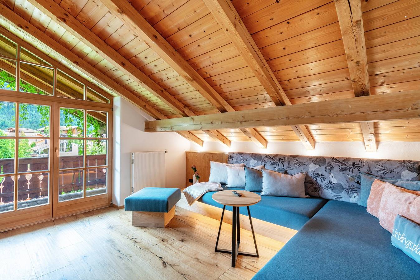 Entire apartment, Apartment 'Falkenstein' with Mountain View, Balcony and Wi-Fi in Inzell, Bavarian Alps