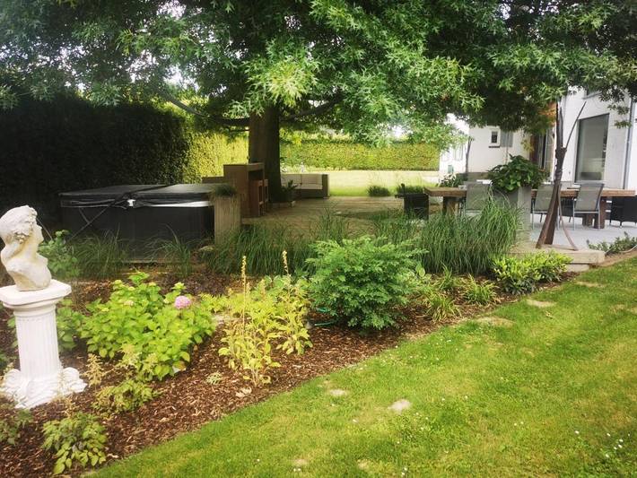 Location de vacances pour 2 personnes, avec jardin ainsi que jacuzzi et terrasse à Lanaken - 3