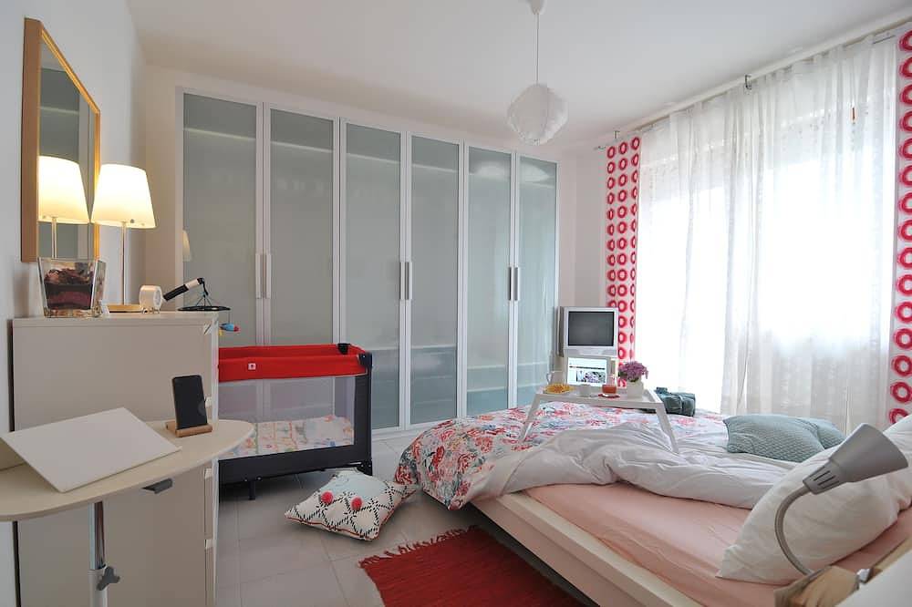 Ganze Wohnung, Familienfreundliches Apt Sole mit Terrasse in Lanciano, in Strandnähe & Berge in Lanciano, Chieti Provinz