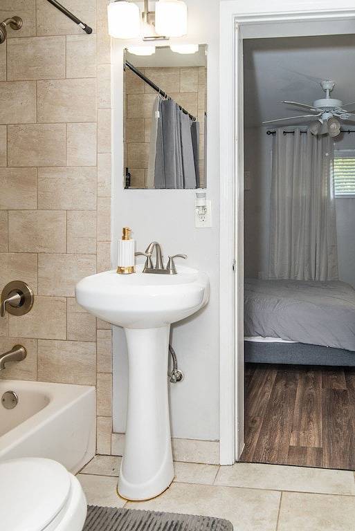 Vacation rental for 5 people, with yard, with pets in East Point
