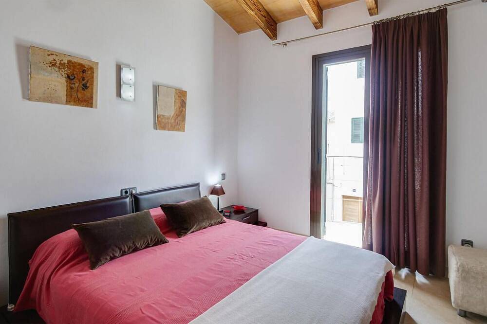 Magdalena Amengual Ordinas in Santa María del Camino, Interior de Mallorca