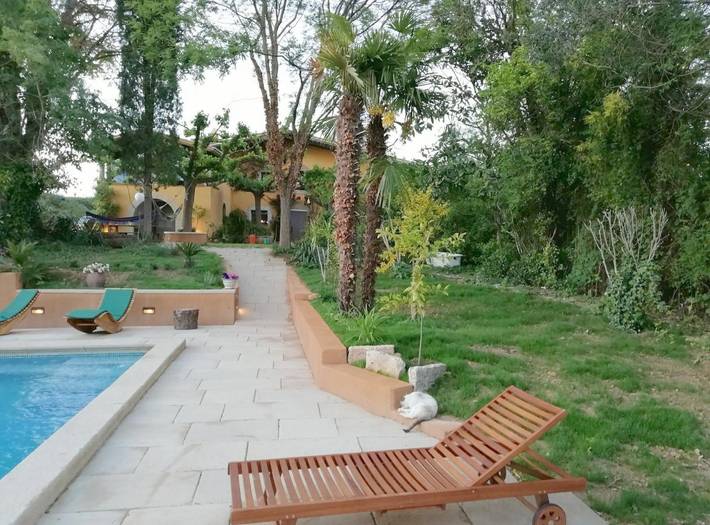 Casa rural para 4 personas, con piscina además de jardín y vistas en Pla de l'Estany - 4