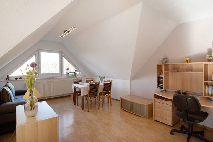 Hel lejlighed, Apartment 'Süd-Balkon An Der Schönen Peene' with Balcony and Wi-Fi in Demmin, Mecklenburgische Seenplatte
