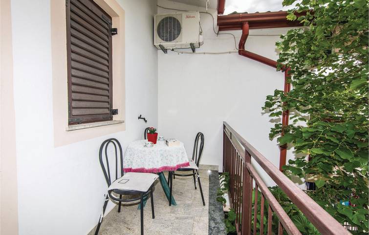 Ferienwohnung für 9 Personen, mit Terrasse in Starigrad - 4