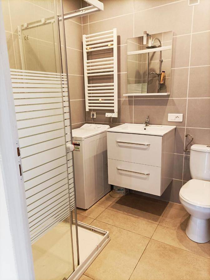 Gîte pour 3 personnes, avec jardin et vue à Saint-Georges-de-Reneins - 2