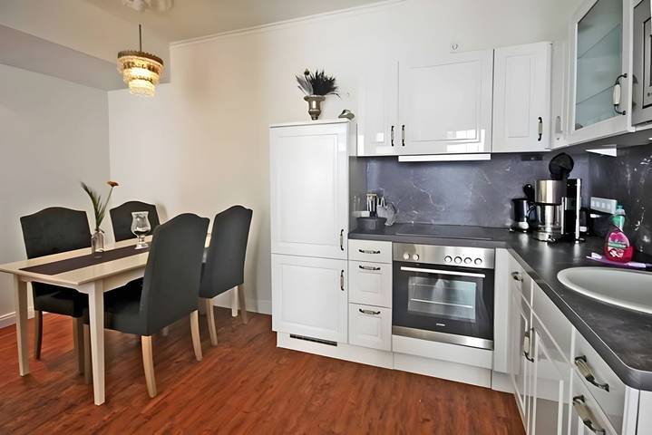 Ferienwohnung für 2 Personen, mit Terrasse, mit Haustier in Börgerende-Rethwisch - 2