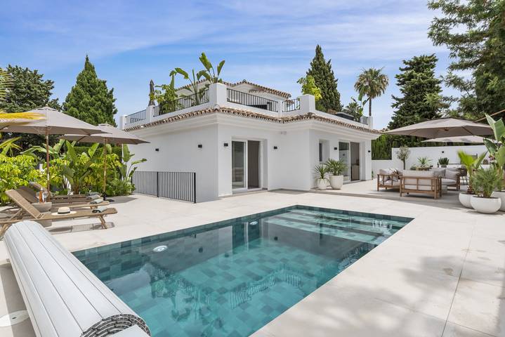 Casa de vacaciones para 10 personas, con jardín además de sauna y jacuzzi en El Paraíso