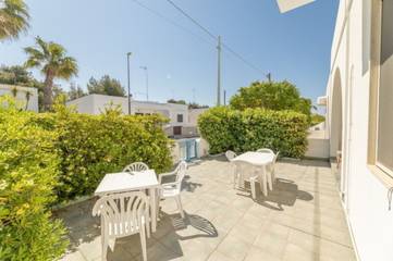 Maison De Vacances pour 8 Personnes dans Lido Pizzo, Golfe de Tarente, Photo 1