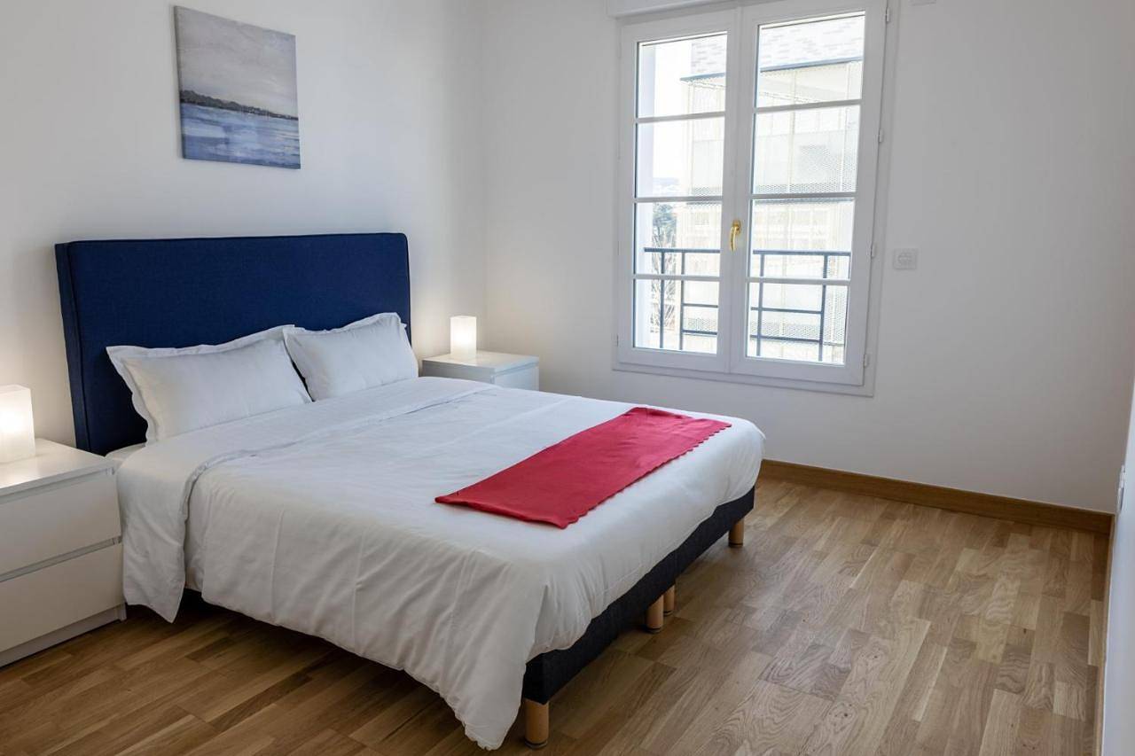 Appartement entier, One-Bedroom Apartment in Saint-Cyr-l'École, Yvelines
