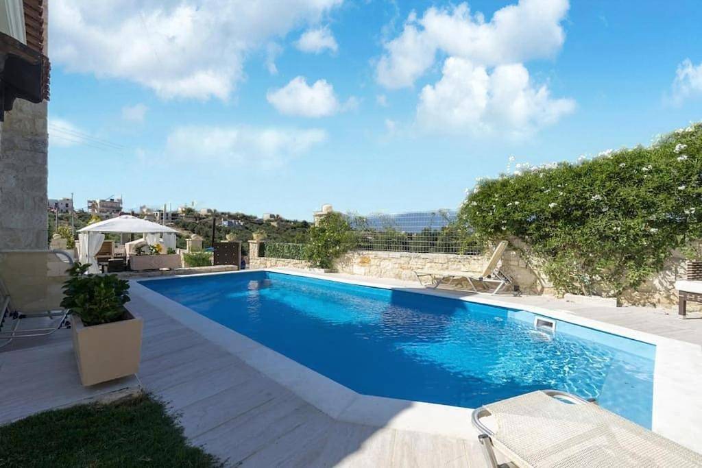 Heraklion Twins House - Private Pool Retreat in Episkopi, Iraklio-Heraklion und Umgebung