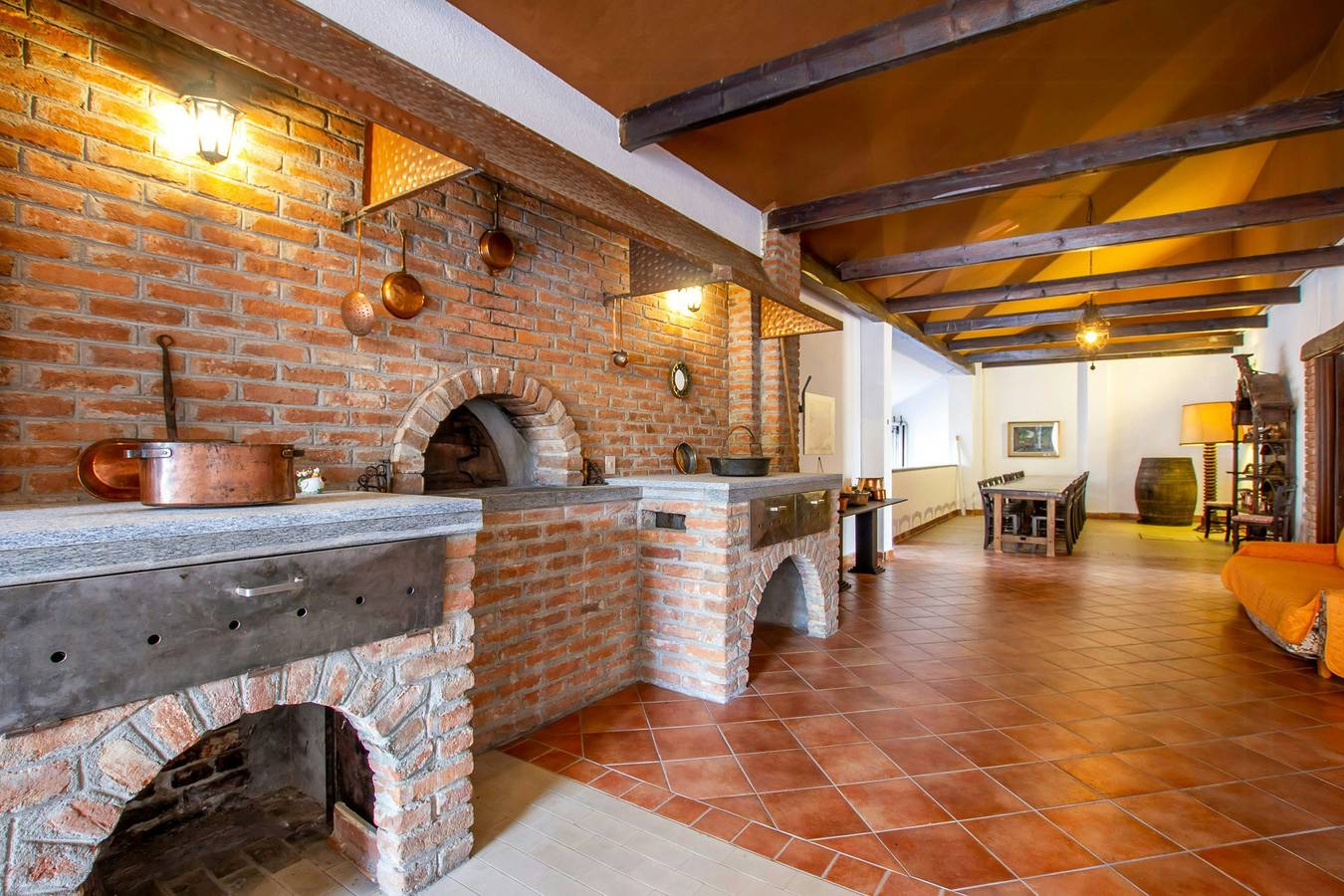 Elegante villa immersa nel proprio vigneto con piscina in Fubine, Provincia d'Alessandria