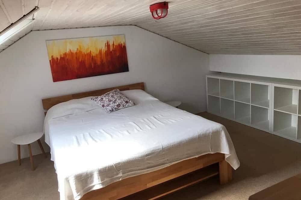 Ganze Wohnung, Ferienwohnung mit Seeblick und Nähe zu den Skipisten in Niedersfeld, die Mittelgebirge