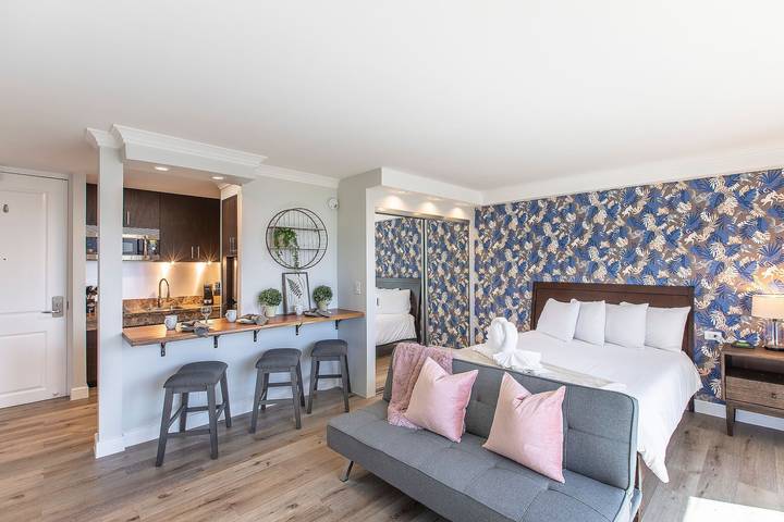 Ferieleilighet for 3 personer, med hage og badebasseng i tillegg til sauna i Waikiki