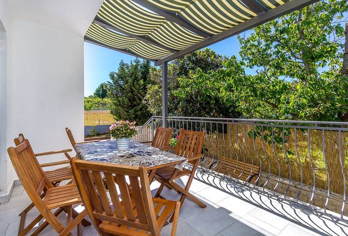 Holiday apartment for 7 people, with garden and terrace, child-friendly - 1