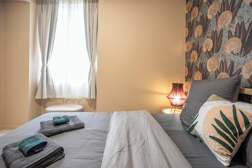 Entire apartment, Bohème Palmeraie: Mystical & unique stay in Blois in Blois, Blois region