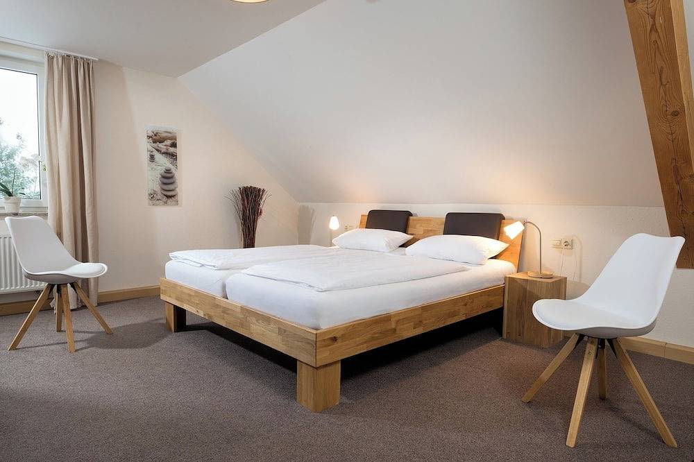 Ganze Wohnung, Landhaus Hoher Überlingen, 80 qm, 2 Schlafzimmer, max. 5 Personen in Oberteuringen, Region Bodensee-Oberschwaben