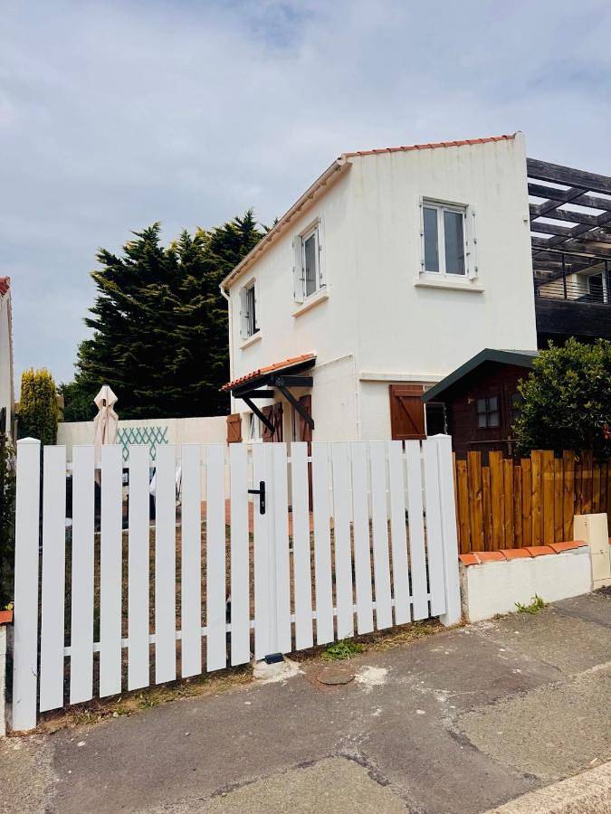 Location de vacances pour 6 personnes, avec jardin et terrasse dans Office De Tourisme De Brem Sur Mer - 3