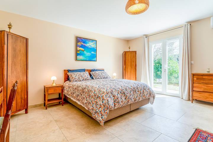 Gîte pour 2 personnes, avec jardin à Fontarèches