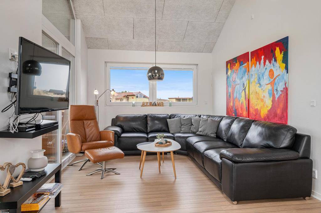 Modernes Ferienhaus an der Nordsee mit Aktivitätsraum in Hvide Sande, Holmsland Klit