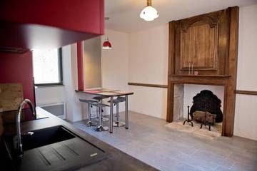 Gîte pour 8 personnes, avec jardin à Cavagnac