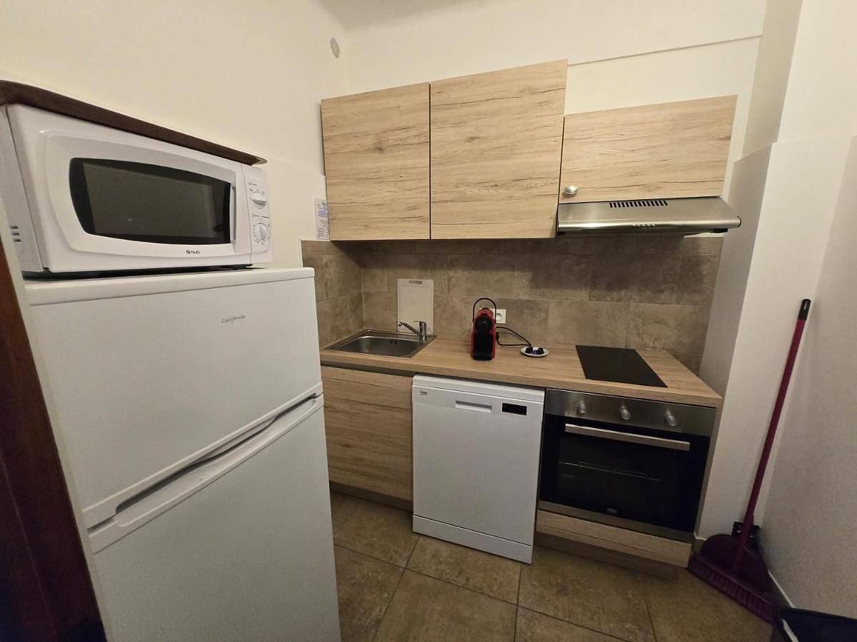 Appartement entier, One-Bedroom Apartment in Porto (Corse), Ota