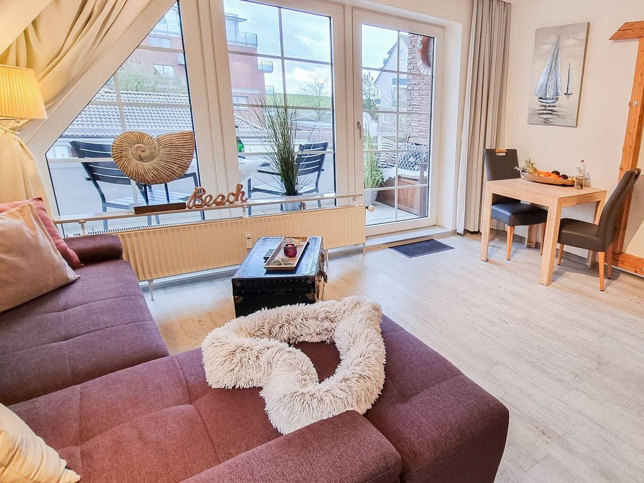 Ganze Wohnung, Ferienwohnung mit Balkon im Zentrum von Büsum in Hafen Büsum, Büsum